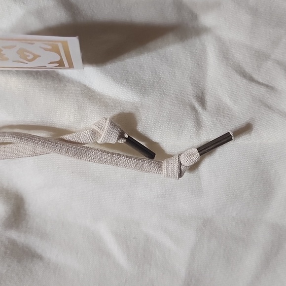 Obey Women's Shorts Size Small NWT - Picture 5 of 7